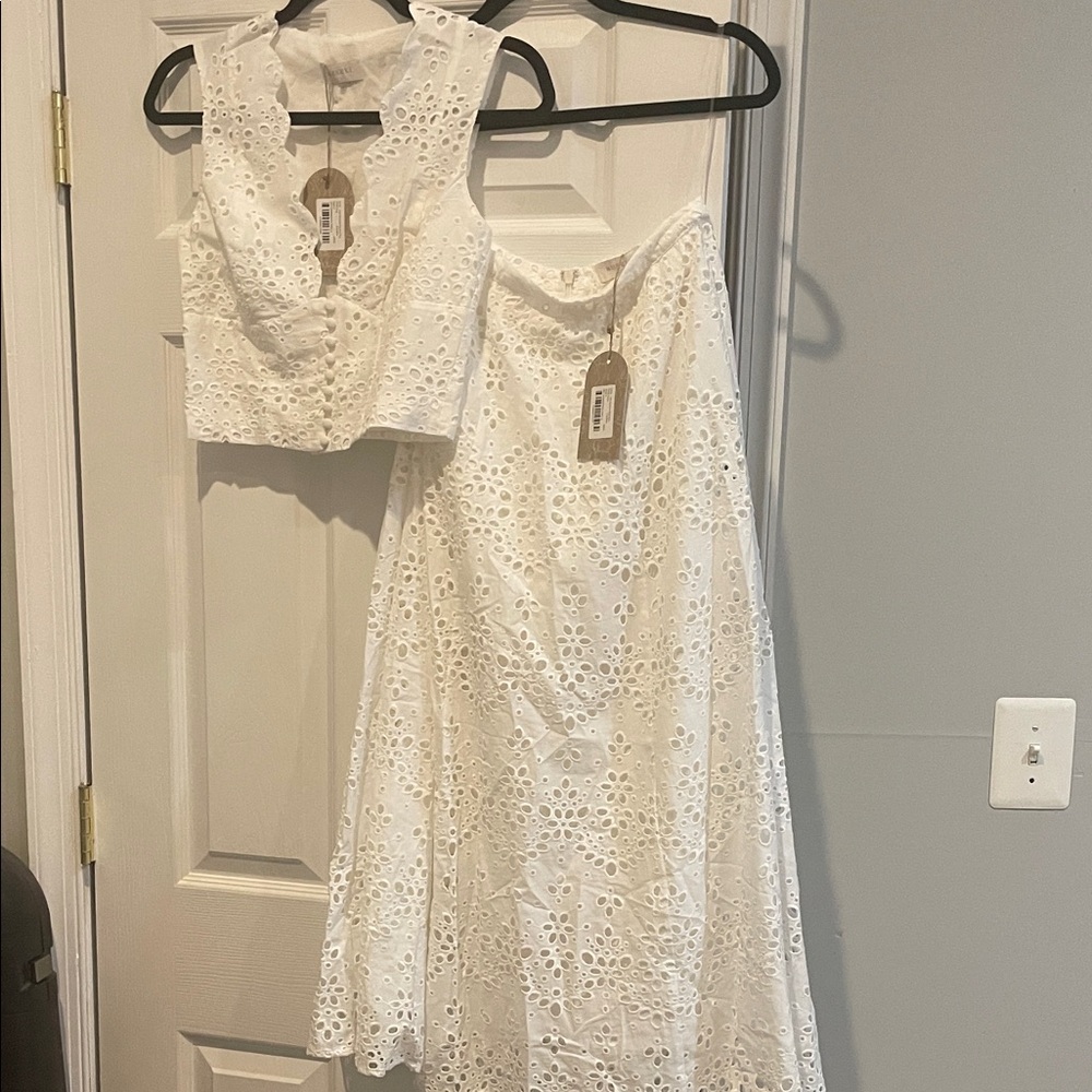 Meshki Arla Broderie White Eyelet Sleeveless top and Midi Skirt set - Picture 6 of 6